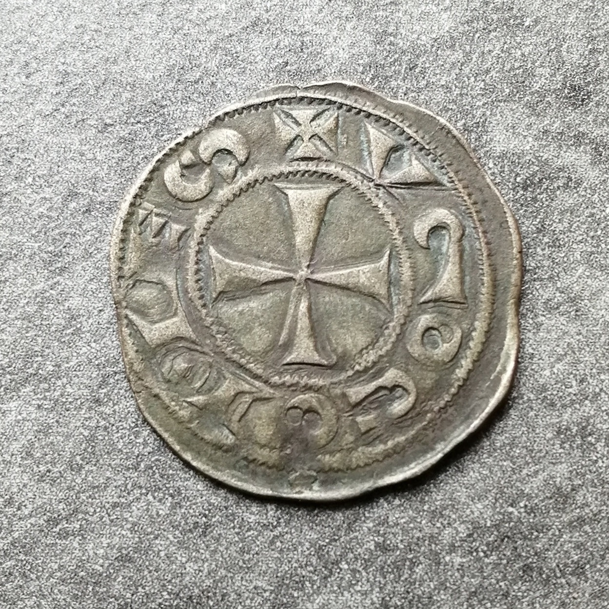 Rodez - Hugues II - Denier - Plata - 0,86 gr