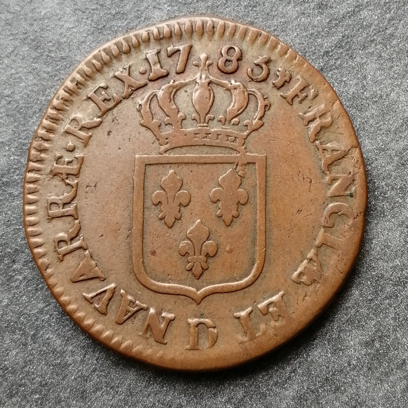 Luis XVI (1774-1792) Sol con escudo 1785 D Lyon - 11,64 gr