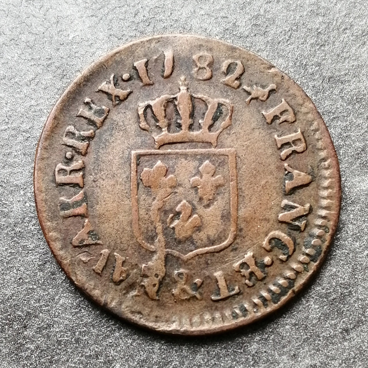 Luis XVI (1774-1792) Liard con escudo 1782 y Aix - 2,92 gr