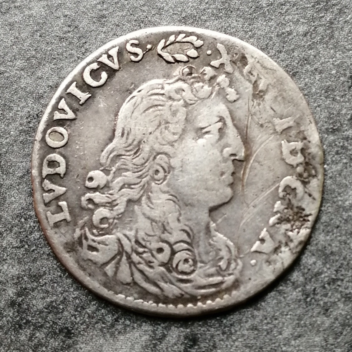 Luis XIV (1643-1715) 4 pisos de contratistas 1675 En París 1,37 gr L4L 200