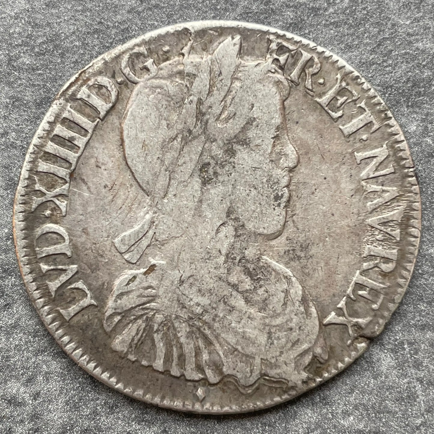 Luis XIV (1643-1715) 1/2 ecu con mecha larga 1648 y Aix 13,34 gr