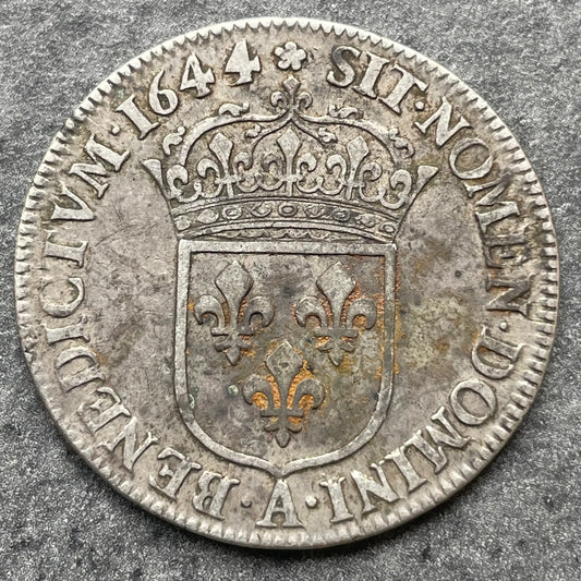 Luis XIV (1643-1715) 1/4 ecu de Briot con mecha corta 1644 A Paris Rose 6,75 gr