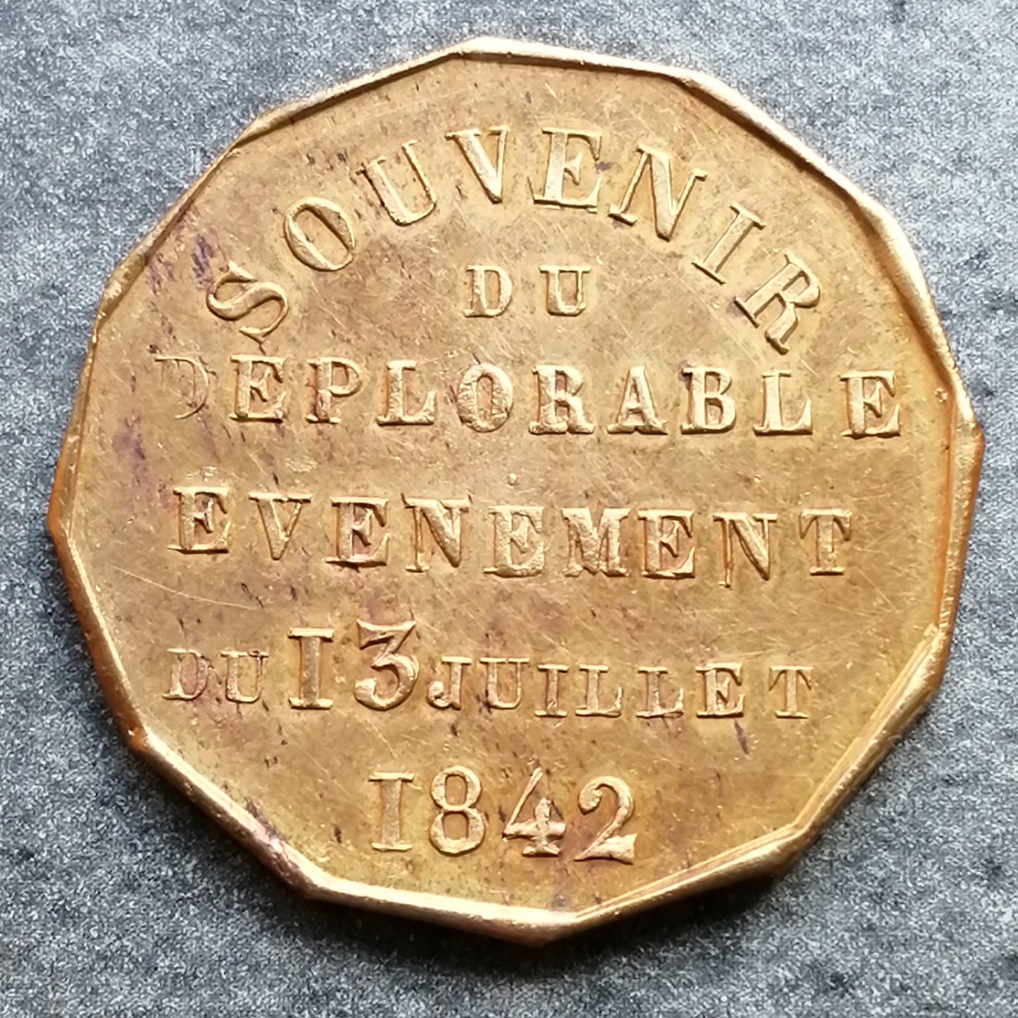 Ficha Duque de Orleans Recuerdo del deplorable acontecimiento del 13 de julio de 1842 5,23 gr