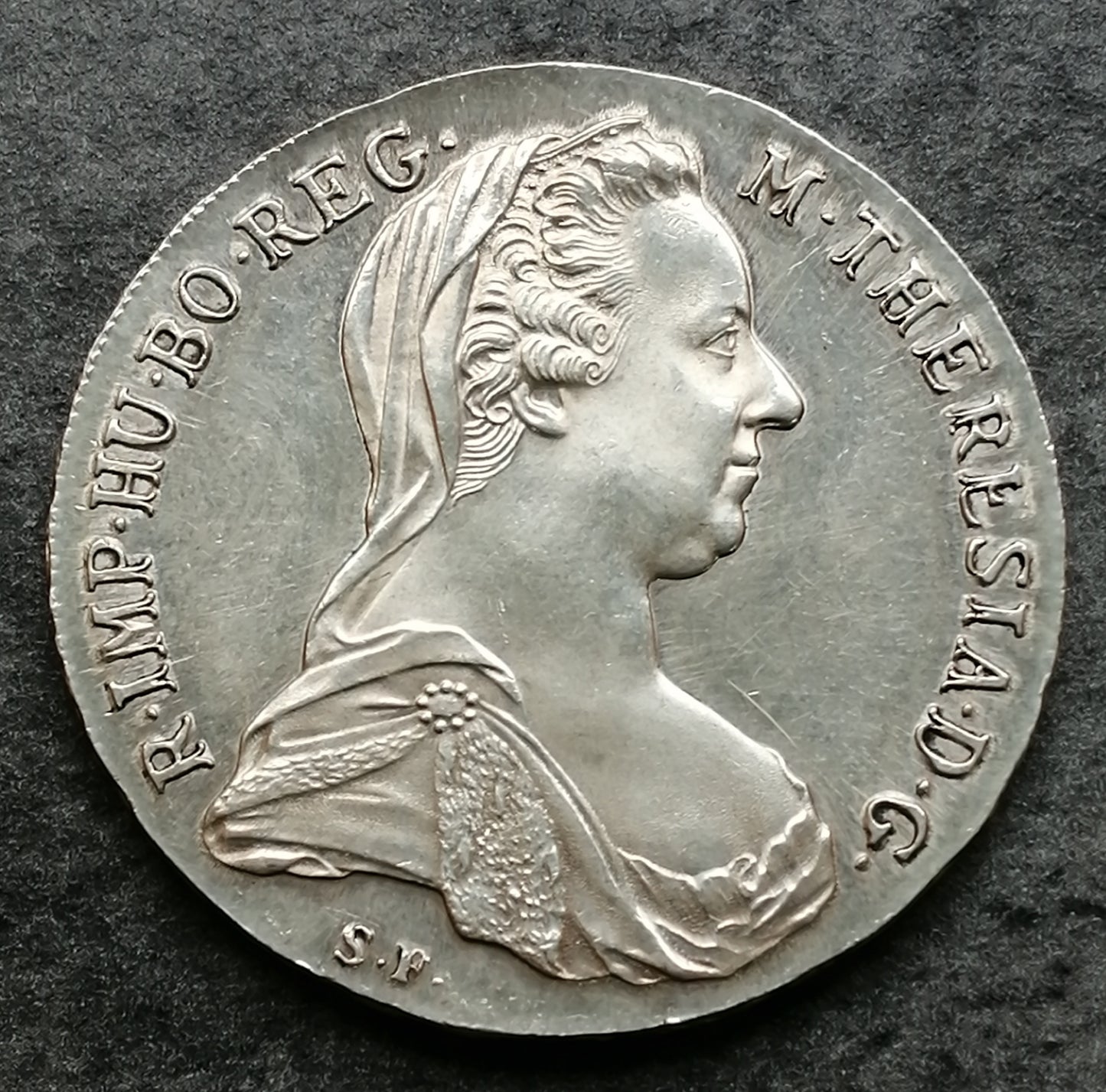 Austria Thaler 1780 X Restrappe Plata 28,06 gr Excelente