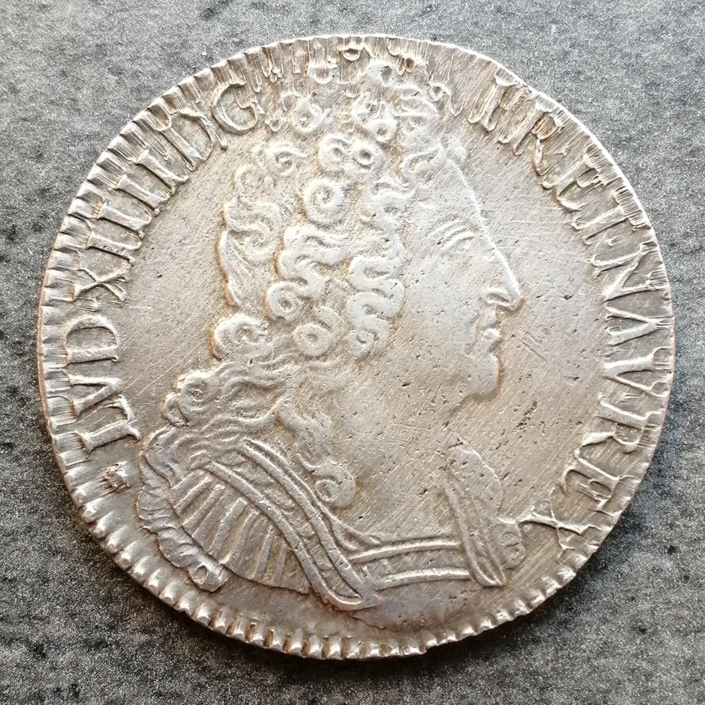 Luis XIV (1643-1715) Ecu con tres coronas 1711 L Bayona - 30,31 gr