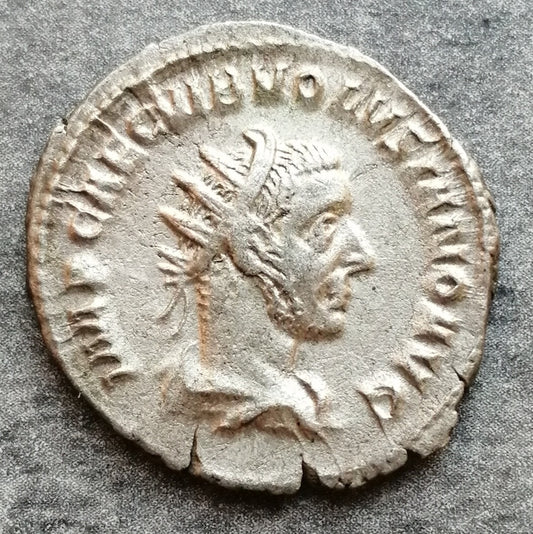 Volusiano (251-253) Concordia Antoniniana Promedio 3,41 gr 22 mm