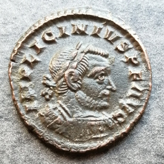 Licinius (308-324) Follis Genio Pop Rom Londres 3.39 gr 21 mm