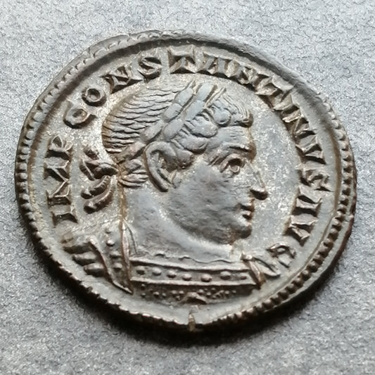 Constantino I (306-337) Follis Sol Invicto Comiti Trier 4,94 gr 23 mm