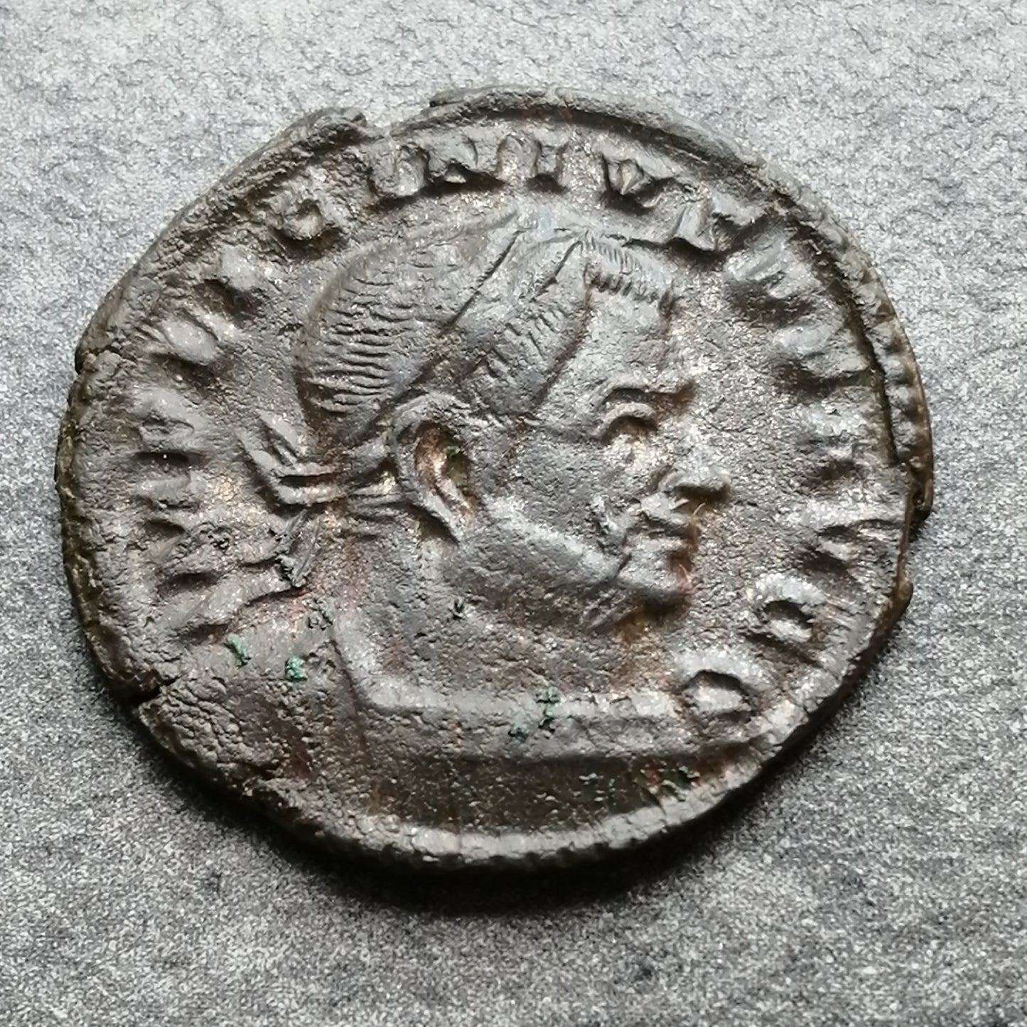 Licinius (308-324) Follis Genio Pop Rom Pruebas 2,97 gr 20,5 mm