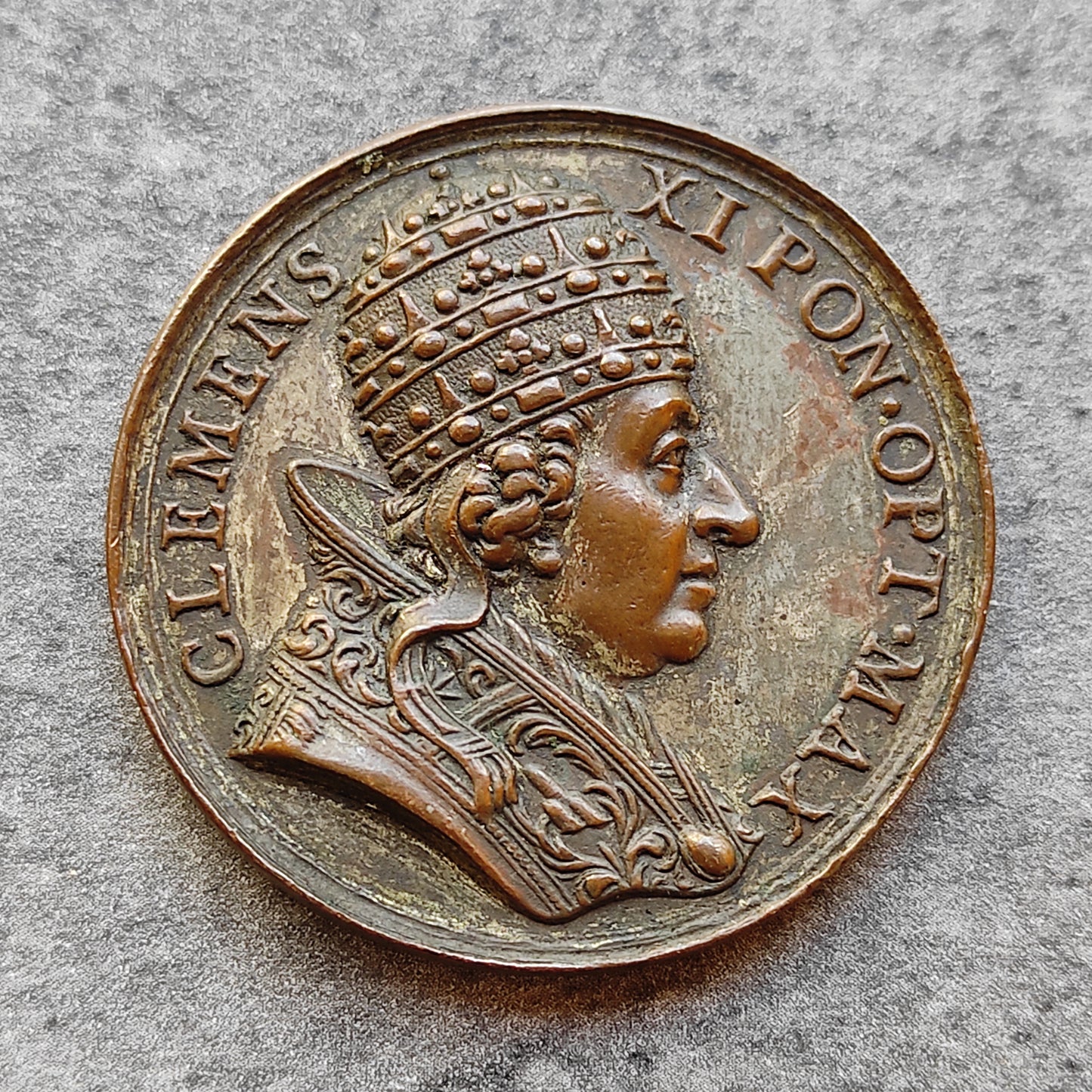 Medalla Vaticano y Estados Pontificios Clemente XI (1700-1721) Santa María la Mayor 25,83 gr 37 mm