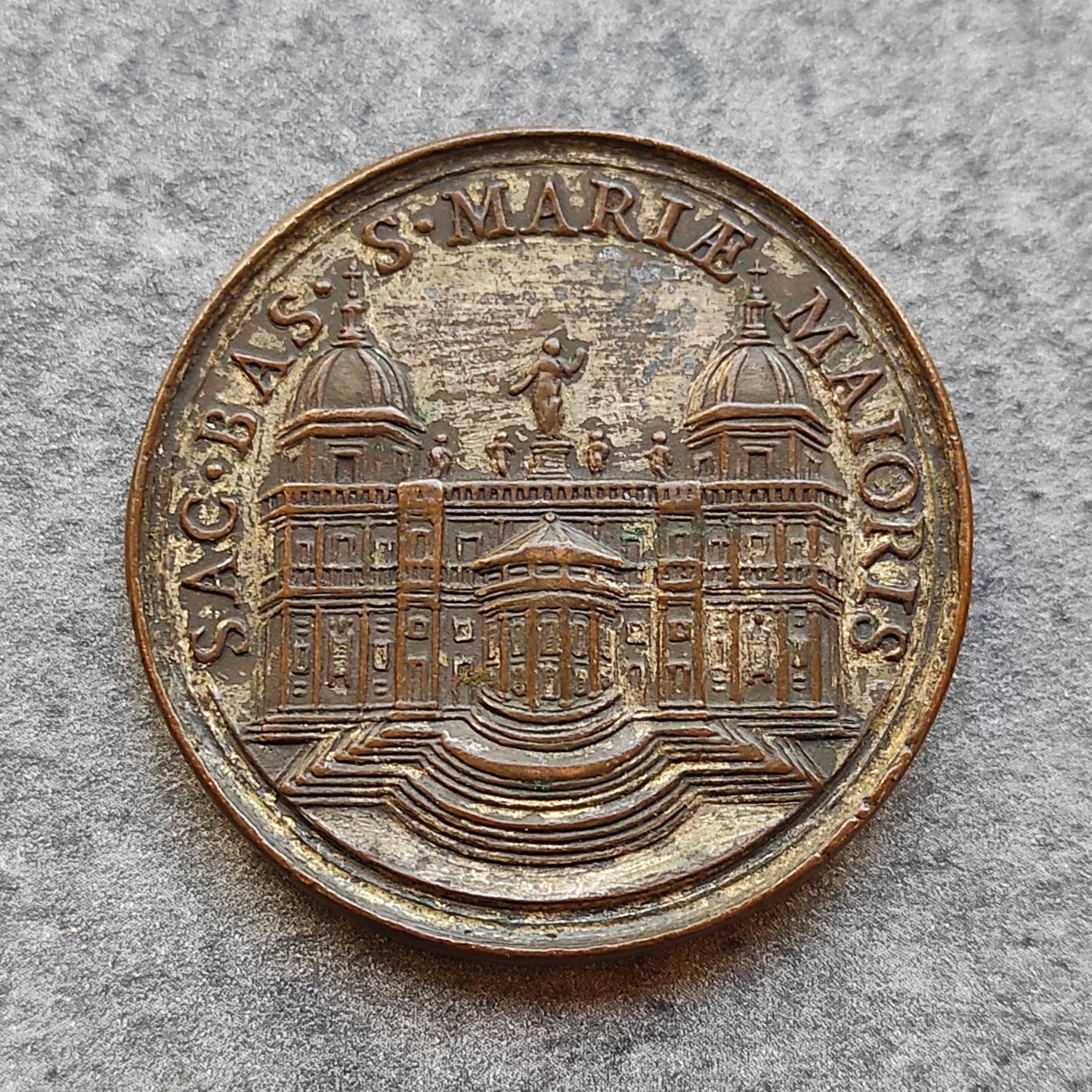 Medalla Vaticano y Estados Pontificios Clemente XI (1700-1721) Santa María la Mayor 25,83 gr 37 mm