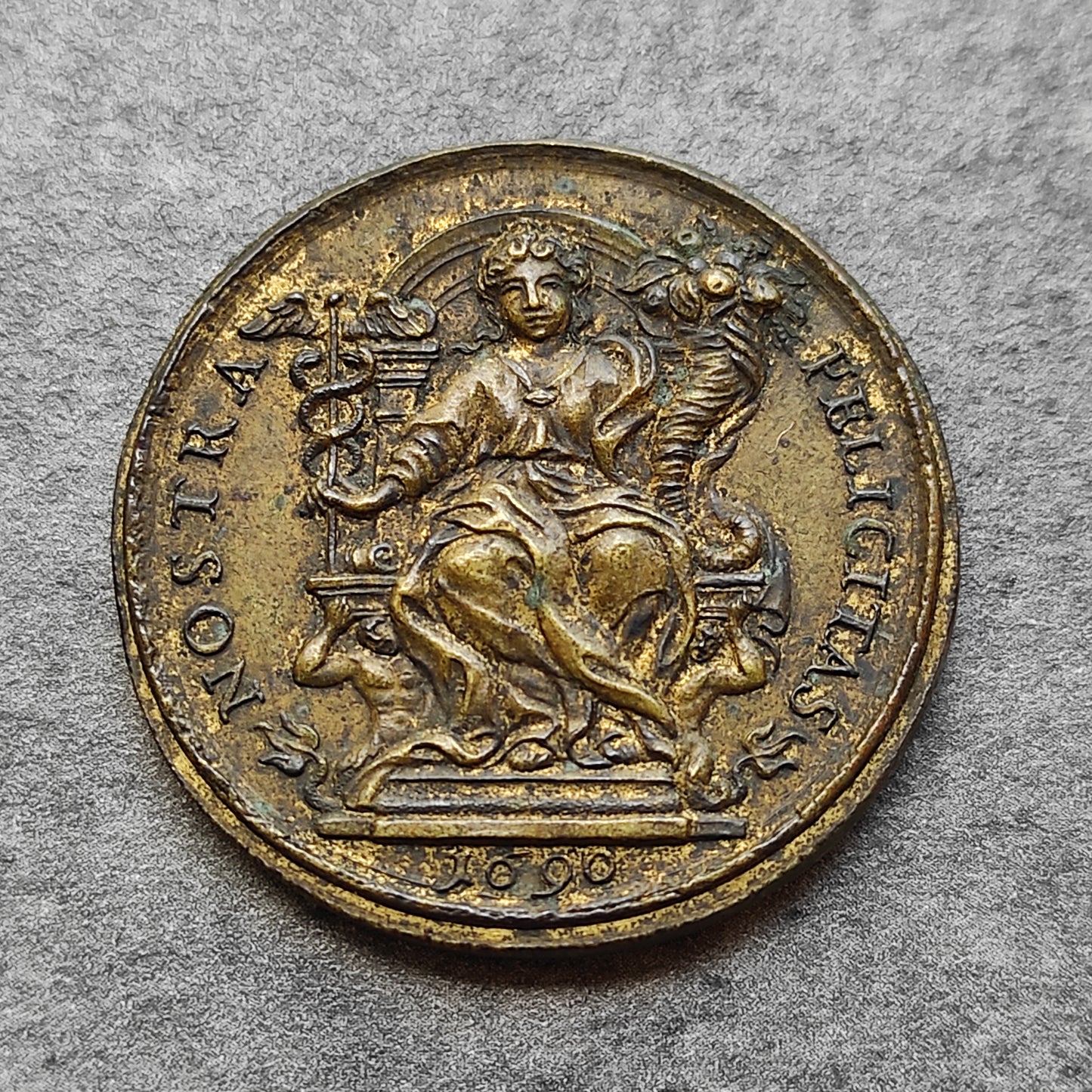 Medalla Vaticano y Estados Pontificios Alejandro VIII (1689-1691) Nostra Felicitas 1690 17,35 gr 34 mm