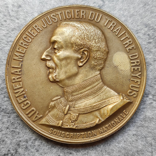 General medal Mercier vigilante Du Tractre Dreyfus by Baffier en bronze 50 mm 52.51 gr