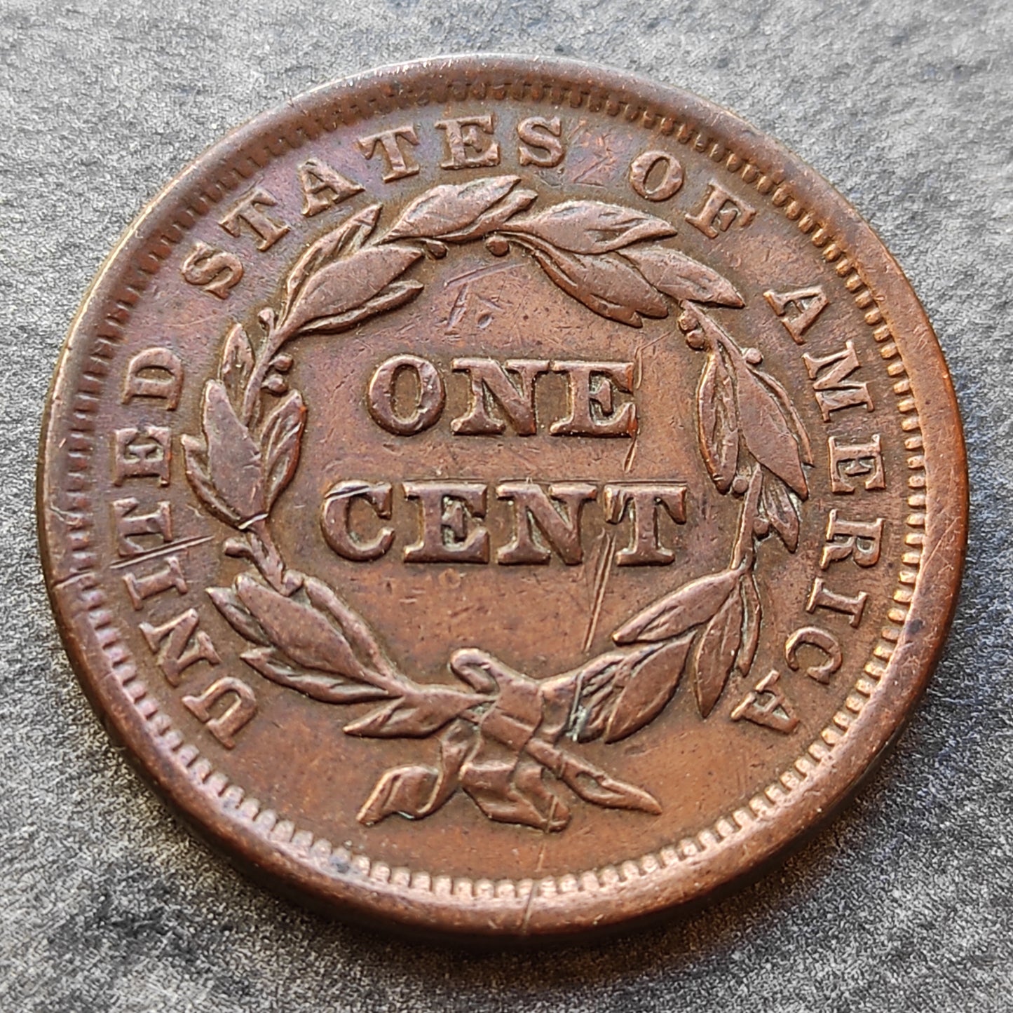 USA Estados Unidos One Cent 1843 Cabello Trenzado 10.79 gr