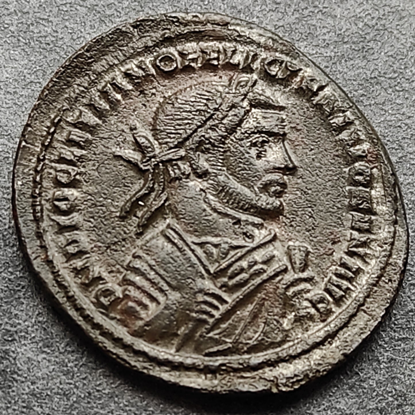 Diocleciano (284-305) Follis PROVIDENTIA DEORVM QVIES AVGG Londres 10,26 gr