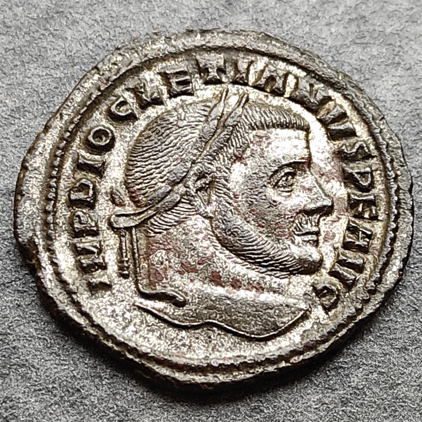 Diocleciano (284-305) Follis SALVIS AVGG ET CAESS FEL KART Cartago 8,88 gr